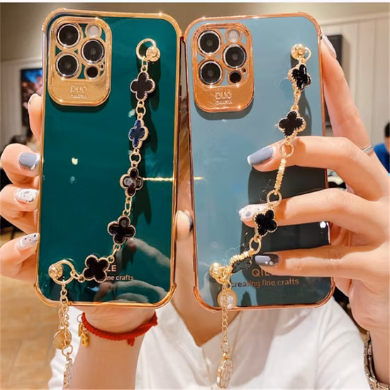 Lindas fundas de teléfono de estrella peluda para niñas y mujeres, fundas esponjosas y cálidas de invierno compatibles con iPhone 13 12PRO Max
